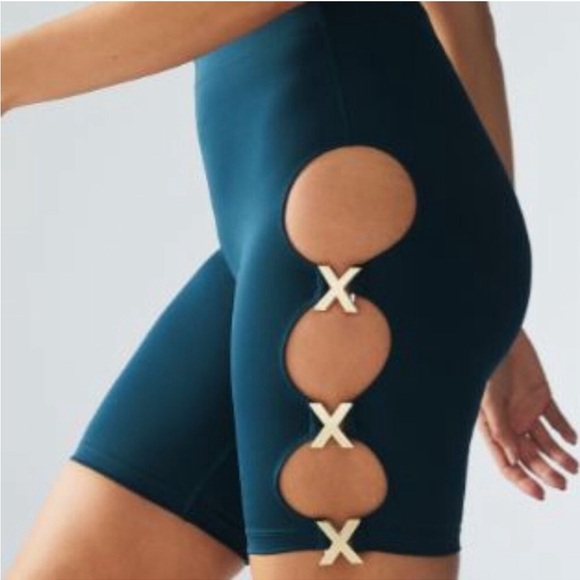 NWT Savage FENTY SAVAGEXXX BIKE SHORTS- dark green/teal- Size 1X Rhianna - Picture 3 of 8